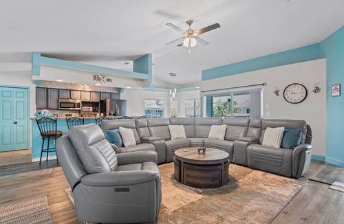 Hudson House | Spacious 5-bed, 3 bath waterfront pool home on canal leading to Gulf of America!