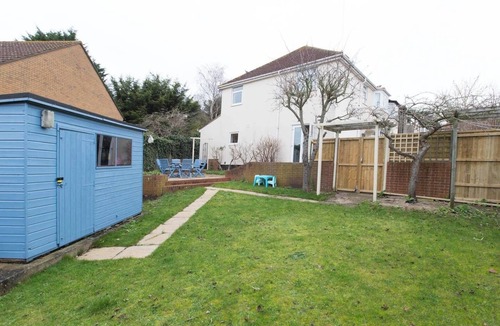 Oxford House | Spacious 5 bed, 3 bathroom, Oxford City Oasis with free Parking for up to 4 cars