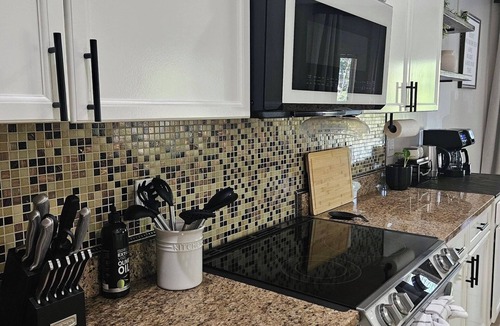 Fernandina Beach House | Spacious 5-bedroom house in amazing Fernandina Beach with AC and pool