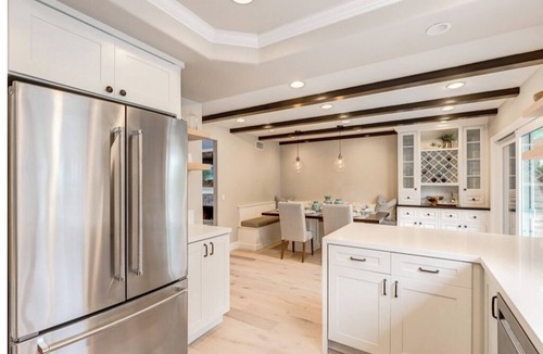 Huntington Beach House | Spacious 5-bedroom house near the beach w/Pool, Spa & BBQ