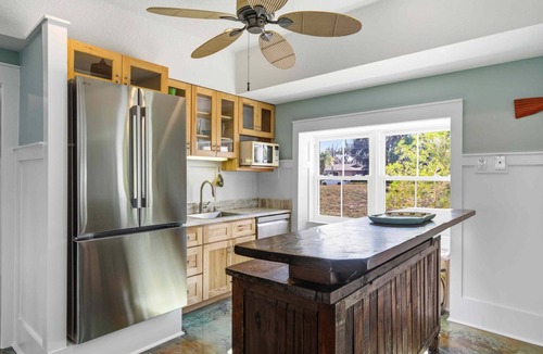 Crystal Shores House | Spacious 5-bedroom waterfront estate on the Crystal River with a pool and dock!