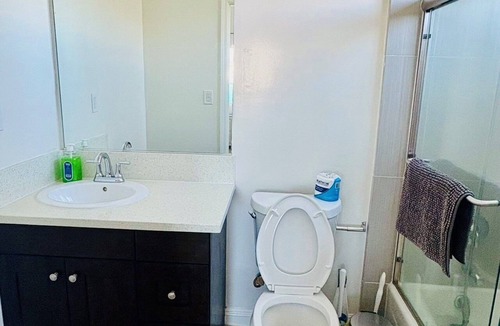 Monterey Park House | Spacious 5-bedroom house in enjoyable Monterey Park with WiFi, AC