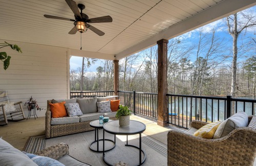 North Augusta House | Spacious 5-bedroom house on a private pond just 10 miles from Augusta National