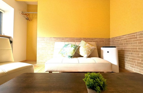 Nishiyodogawa-ku House | Spacious 5-bedroom, 10 beds with free WiFi, Netflix, 1 stop from Osaka Station