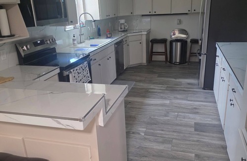 El Lago House | Spacious 5-bedroom 2 bath newly renovated house in beautiful Seabrook, new AC.