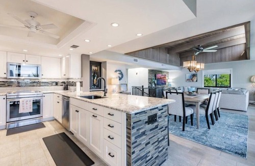 Sanibel Condo | Spacious 5-Bedroom Beachfront Condo with Stunning Gulf Views – Shorewood