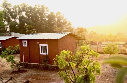 Paud Cottage | Spacious 5-bedroom cottages