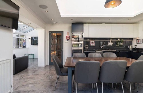 Crail Cottage | Spacious 5‑Bedroom Crail Coastal Home with Garden, Parking, Games Room & Walk to Harbour