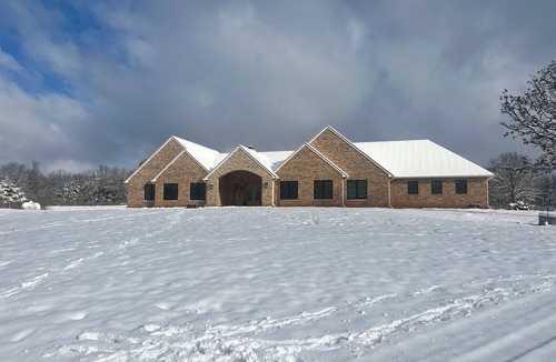 Chandler House | Spacious 5-bedroom estate with WiFi, fitness room in serene Chandler on 57 acres