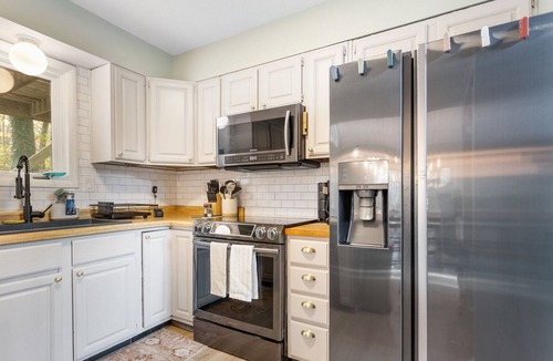 Lake Michigan Beach House | Spacious 5-bedroom Getaway in Charming Coloma: Water + Woods