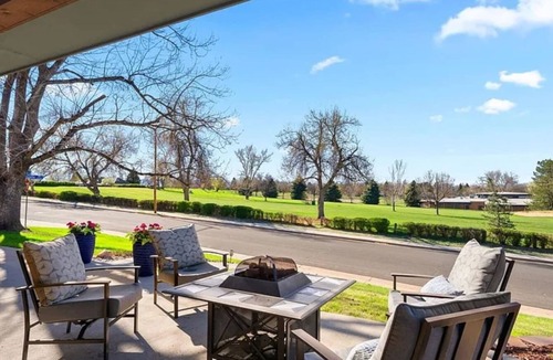 Littleton House | Spacious 5 Bedroom House in Centennial near Southglenn Country Club