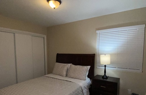 Norwalk House | Spacious 5 bedroom home - 10 miles from Disneyland