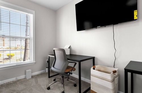 Accokeek House | Spacious 5-bedroom house with AC, fitness room in charming Accokeek