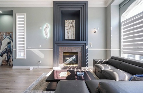 Surrey Newton House | Spacious 5-bedroom house with WiFi, AC in serene Surrey