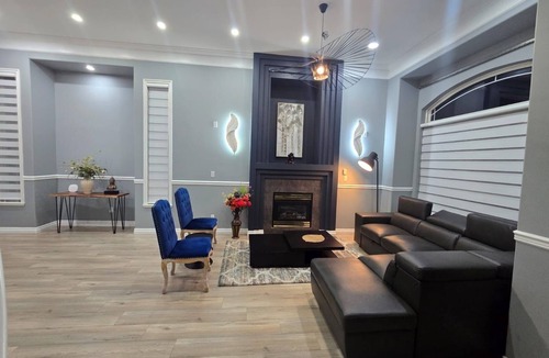 Surrey Newton House | Spacious 5-bedroom house with WiFi, AC in serene Surrey