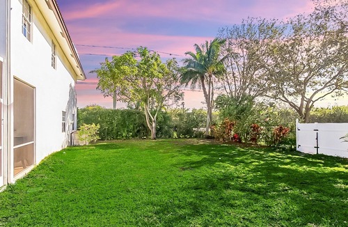 Egret Landing House | Spacious 5-bedroom house in awesome Jupiter with WiFi, AC