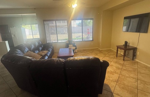 Laveen Village House | Spacious 5-bedroom house with AC, WiFi in brilliant Phoenix