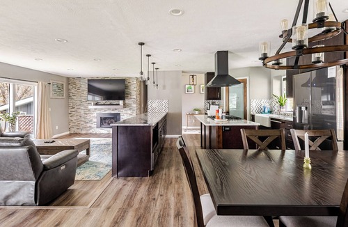 Fairwood House | Spacious 5-bedroom house in North Spokane with Hot tub & game room.