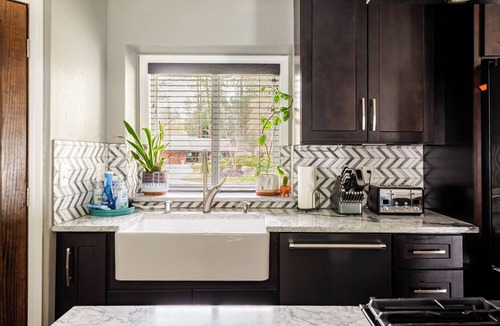 Fairwood House | Spacious 5-bedroom house in North Spokane with Hot tub & game room.