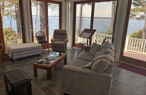 Standish House | Spacious 5-bedroom lake house in Standish, ME