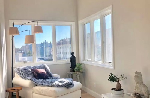 Long Beach House | Spacious 5-bedroom ocean view house in serene Long Beach with fitness room.