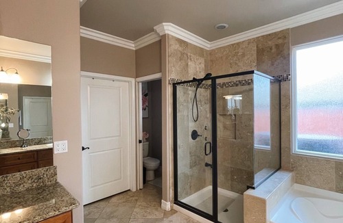Lincoln Acres House | Spacious 5-bedroom estate in San Diego with Pool, Jacuzzi, and Mini Golf