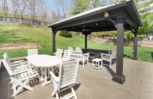 Indianapolis House | Spacious 5-bedroom house in delightful Indianapolis wit hot tub and gameroom!