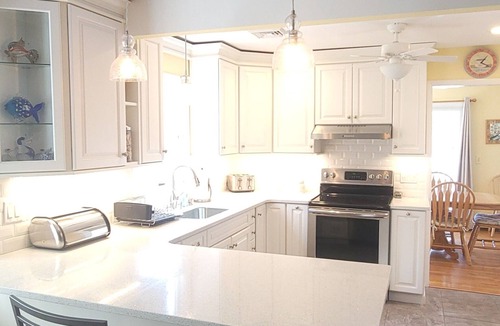 North Sea House | Spacious 5-bedroom house in Southampton. Location! Location! Location! Private