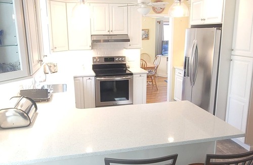 North Sea House | Spacious 5-bedroom house in Southampton. Location! Location! Location! Private