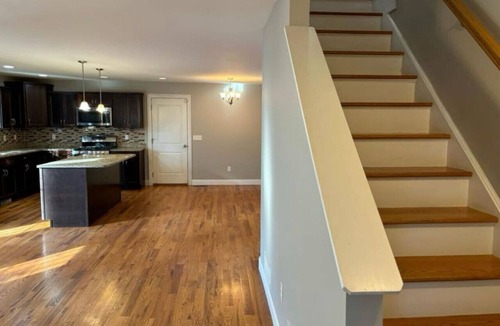 Plantsville House | "Spacious 5-Bedroom Retreat for Families & Groups"