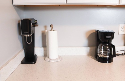 Westminster Apartment | Spacious 5 BR Stay in Westminster | Perfect for Groups & Longer Stays