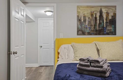Berwyn House | Spacious 5BR 2BA Berwyn Home