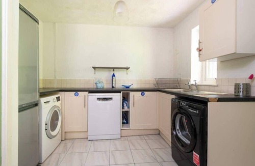 Malvern Wells House | Spacious 5BR Home in Redditch