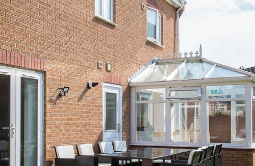 Heath House | Spacious 5BR Home | Principality & Utilita Arena