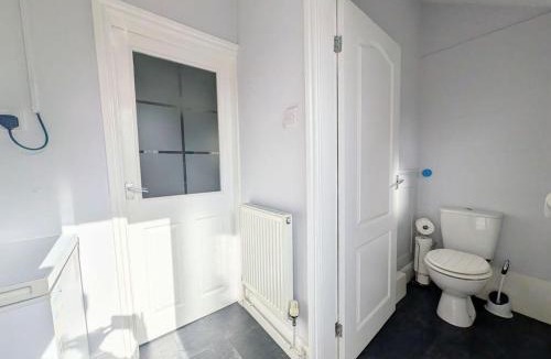 Cleethorpes House | Spacious 5BR | Ideal for Contractors & Long Stays