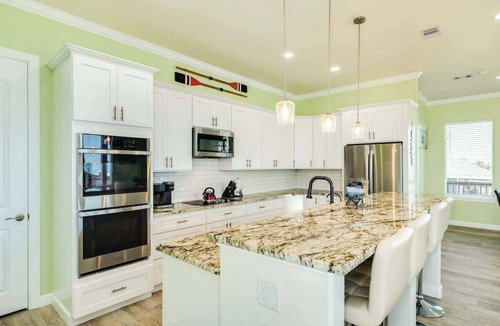 Surfside Beach House | Spacious 5BR Surfside Retreat Steps From Beach