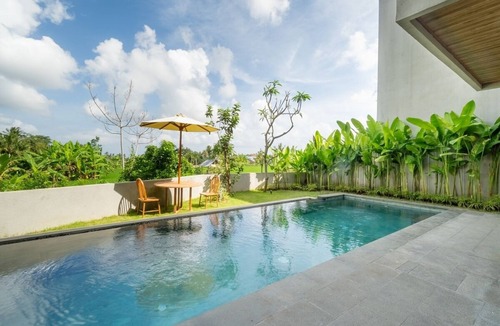 Pejeng Villa | Spacious, 5BR Villa with a Rice Field View in Ubud