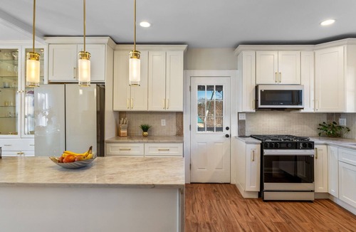 Teaneck House | Spacious 5BR w Parking, near NYC, MAJOR INTERNATIONAL SPORTING EVENT