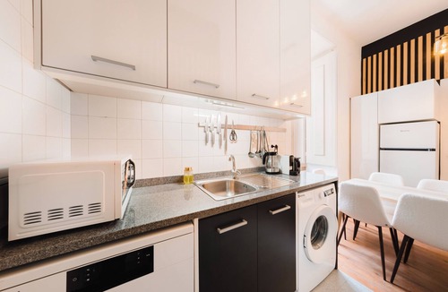 Chiado Apartment | Spacious - 6 Bed - Super Central - lux
