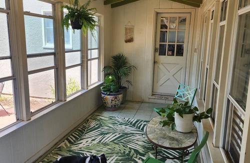 Del Mar House | Spacious 6-bedroom house in lovely Corpus Christi 1 block from Ocean Dr.