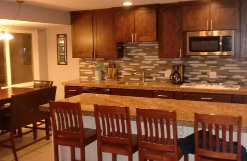 Holladay House | Spacious 6-bedroom house with WiFi and AC in amazing Holladay