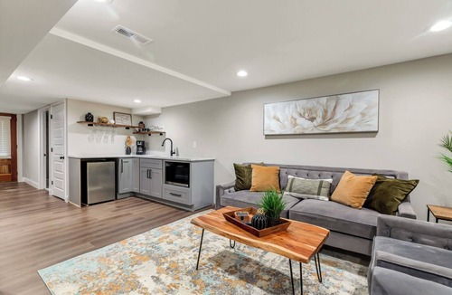 Tower Grove East House | Spacious 6-bedroom house in the heart of fabulous St. Louis