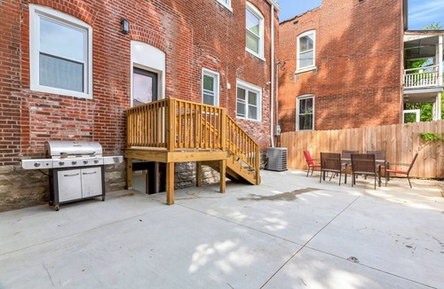 Tower Grove East House | Spacious 6-bedroom house in the heart of fabulous St. Louis