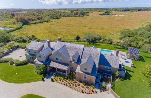 Polpis Villa | Spacious 6-bedroom luxury villa on edge of Nantucket Nature reserve; full gym.