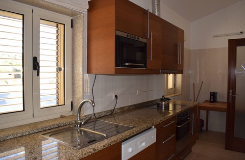 Bemposta Villa | Spacious 6-Bedroom Villa with view to the Douro River - Pool & Canoes Included