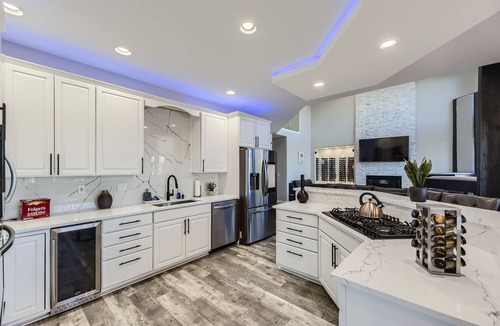 Parker Villa | Spacious 6-bedroom villa in peaceful Parker with AC and gym