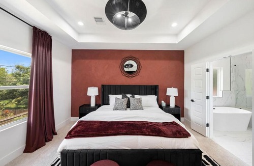 OST - South Union Villa | Spacious 6BRs duplex 8 beds Sleeps 12