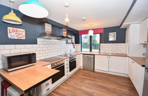 Headingley Apartment | Spacious 7 Bedroom Budget Apartment in Headingley