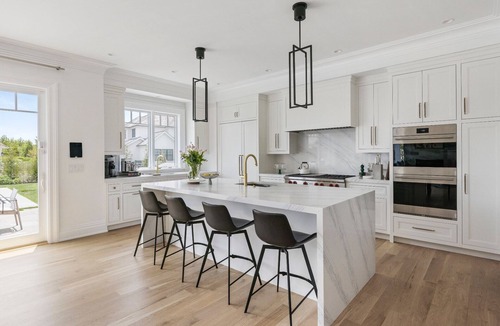 Shinnecock Hills House | Spacious 7-bedroom house with fitness room, WiFi in delightful Southampton