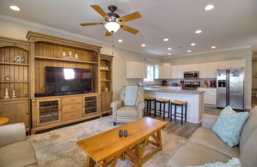 Crescent Beach House | Spacious 8BR/6BA Duplex with Private Pool – Walk to the Beach – Sleeps 22